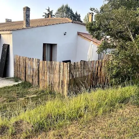 Au Domaine Des Charmes Ferienhaus Castelviel